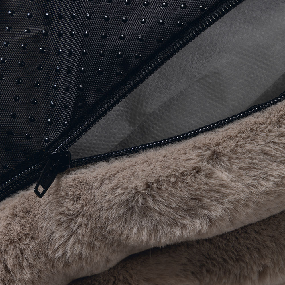 Designed by Lotte Hundekissen Reza - Beige 